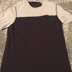 Men’s lululemon shirt
